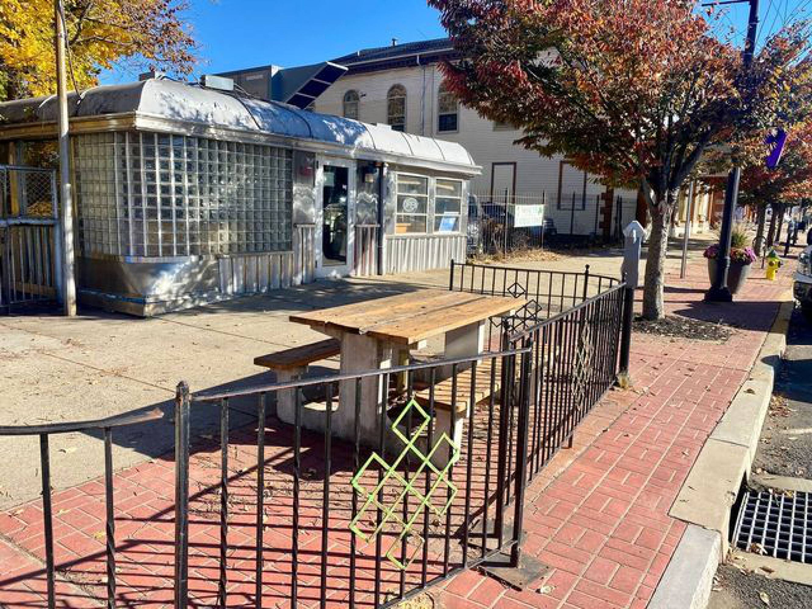 Commercial Property for Sale in Middletown Connecticut 06457